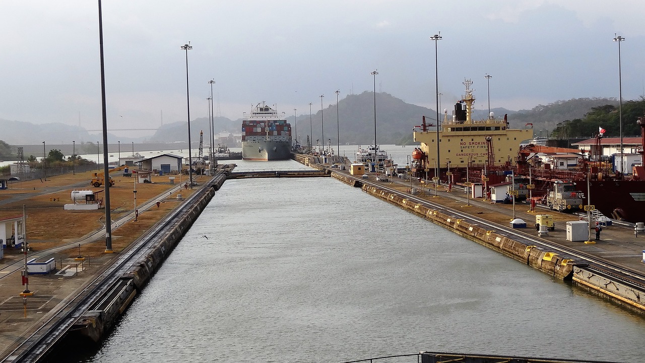 a ship traversing the Panama Canal