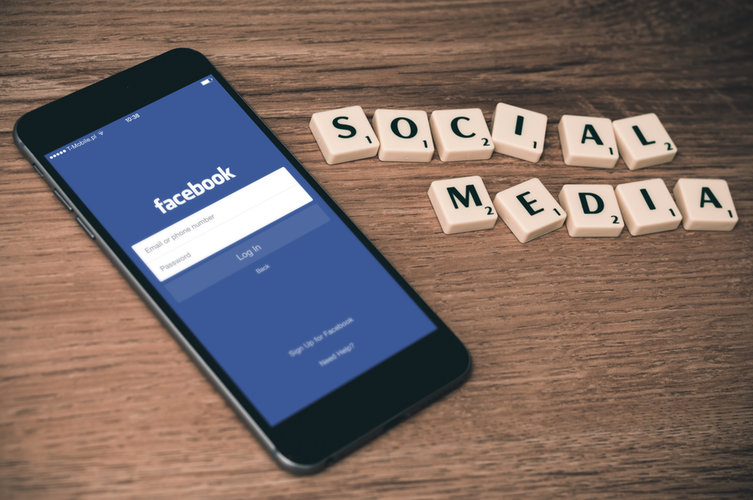 Social Media & Seafarers: Is Facebook Killing Your Maritime Career?